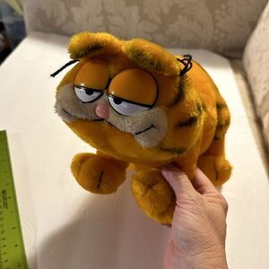 Vintage 1978-1981 Garfield Fun Farm Crouching Stuffed Animal Plush 13"